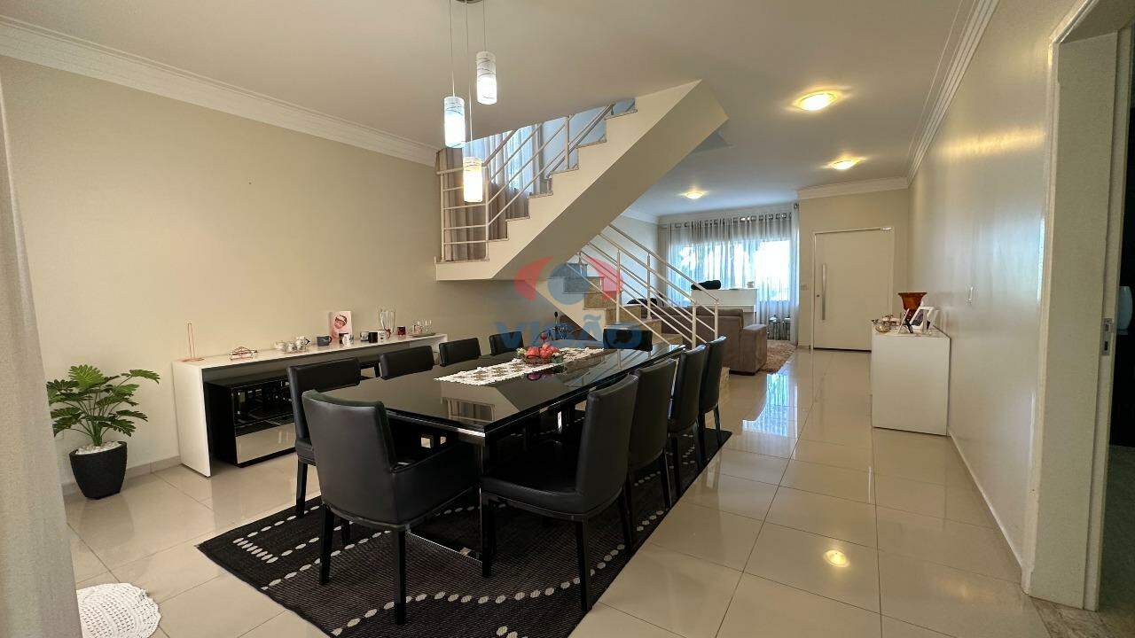 Casa em condomínio à venda no Jardim Vila Paradiso: 