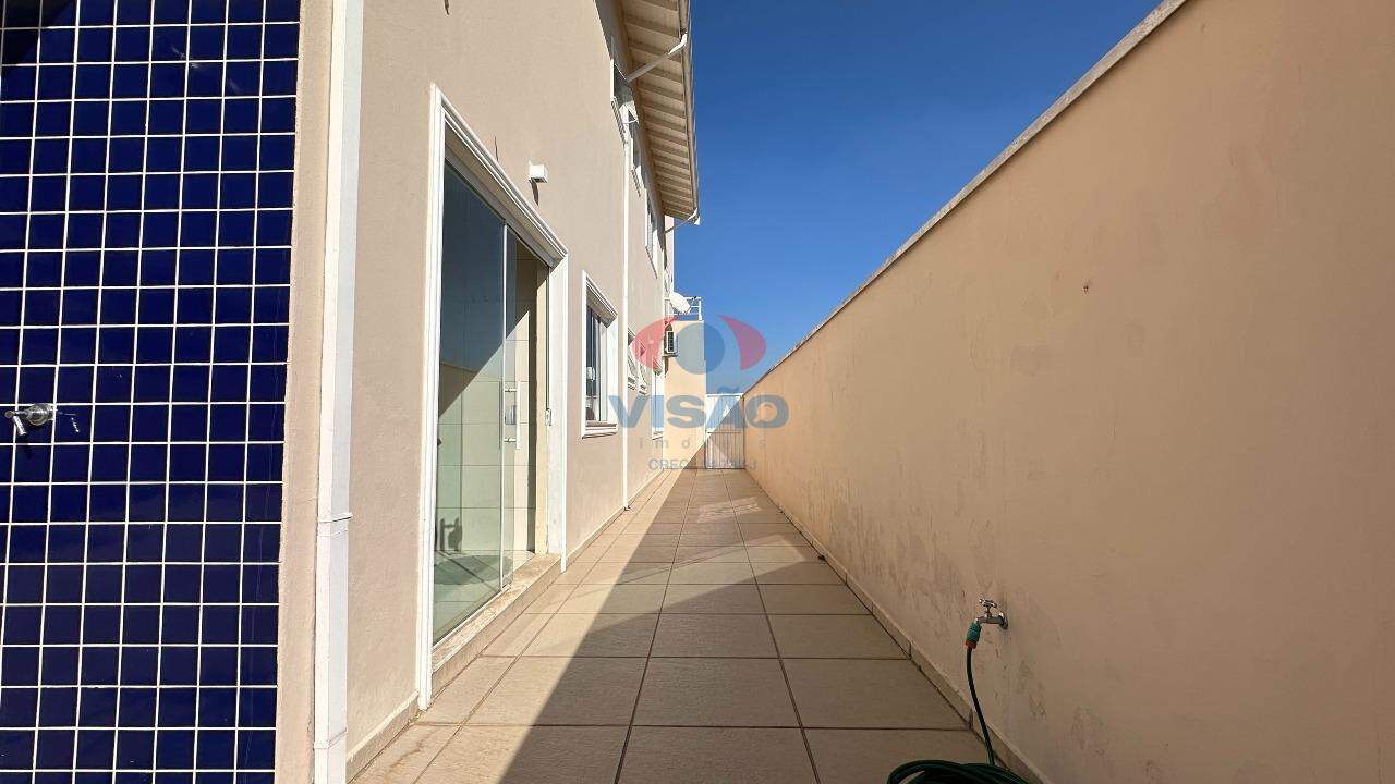 Casa em condomínio à venda no Jardim Vila Paradiso: 
