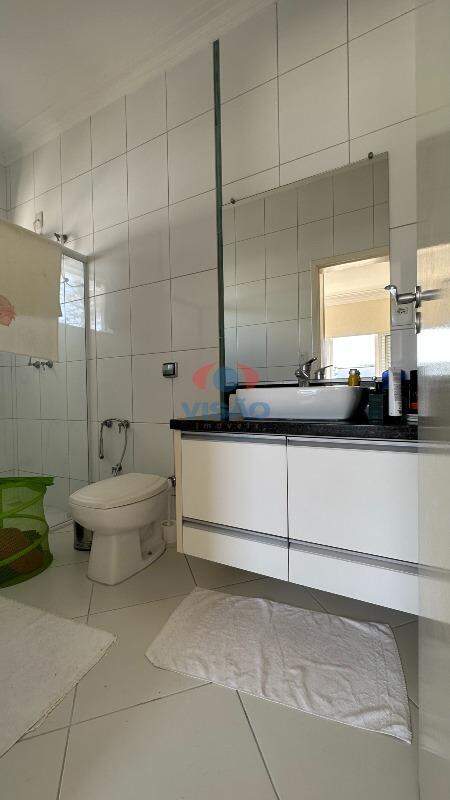 Casa em condomínio à venda no Jardim Vila Paradiso: 