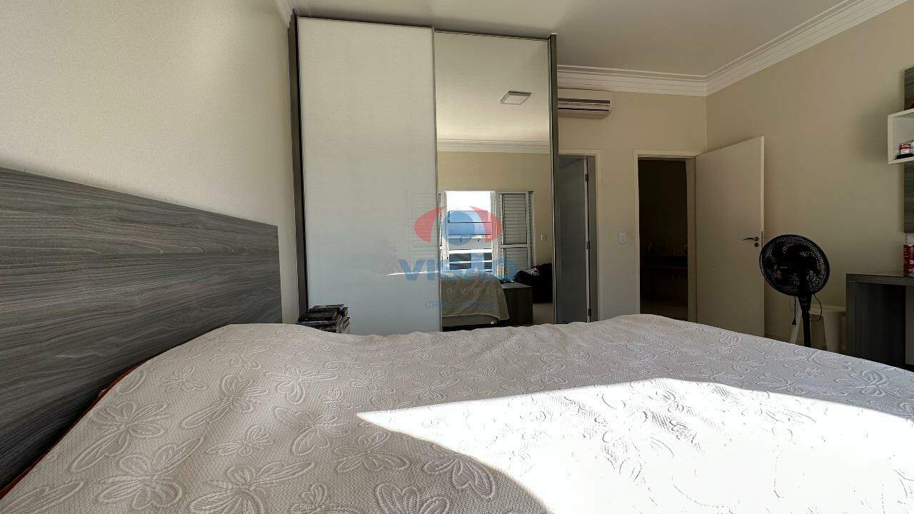 Casa em condomínio à venda no Jardim Vila Paradiso: 