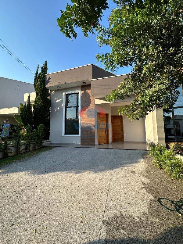 Casa em condomínio para aluguel no Jardim Vista Verde: