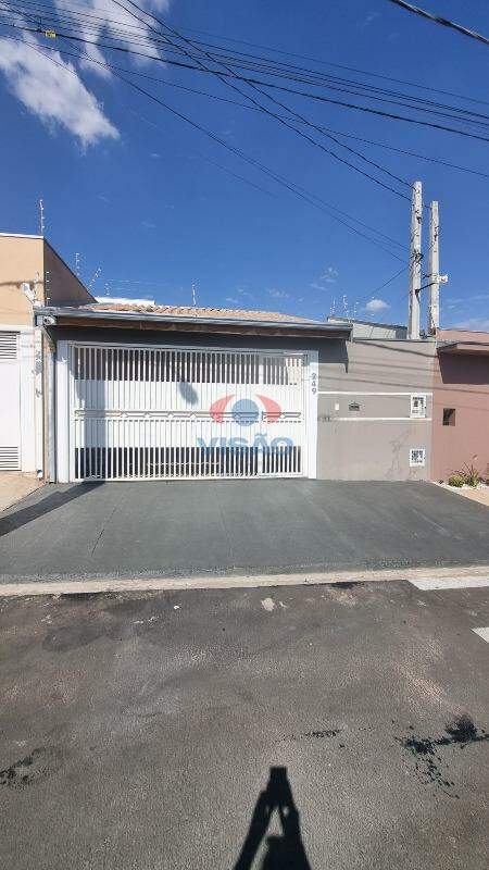 Casa à venda no Jardim Monte Carlo: