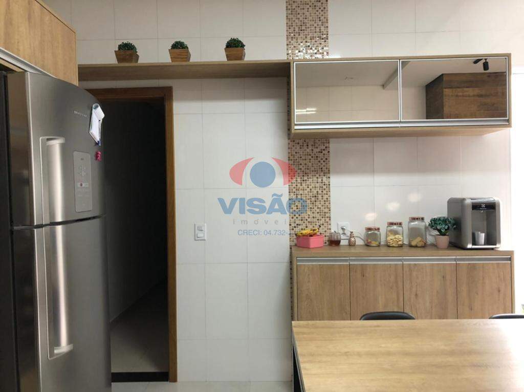 Casa à venda no Jardim Juscelino Kubitschek: