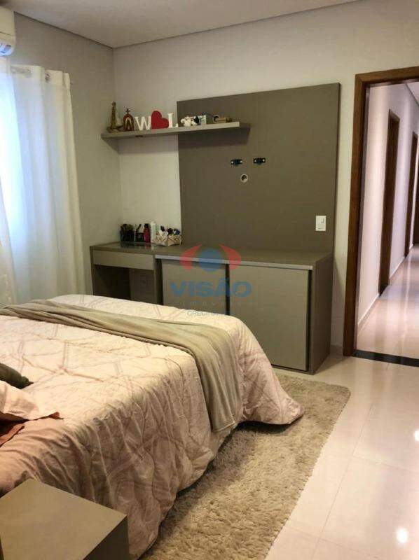 Casa à venda no Jardim Juscelino Kubitschek: