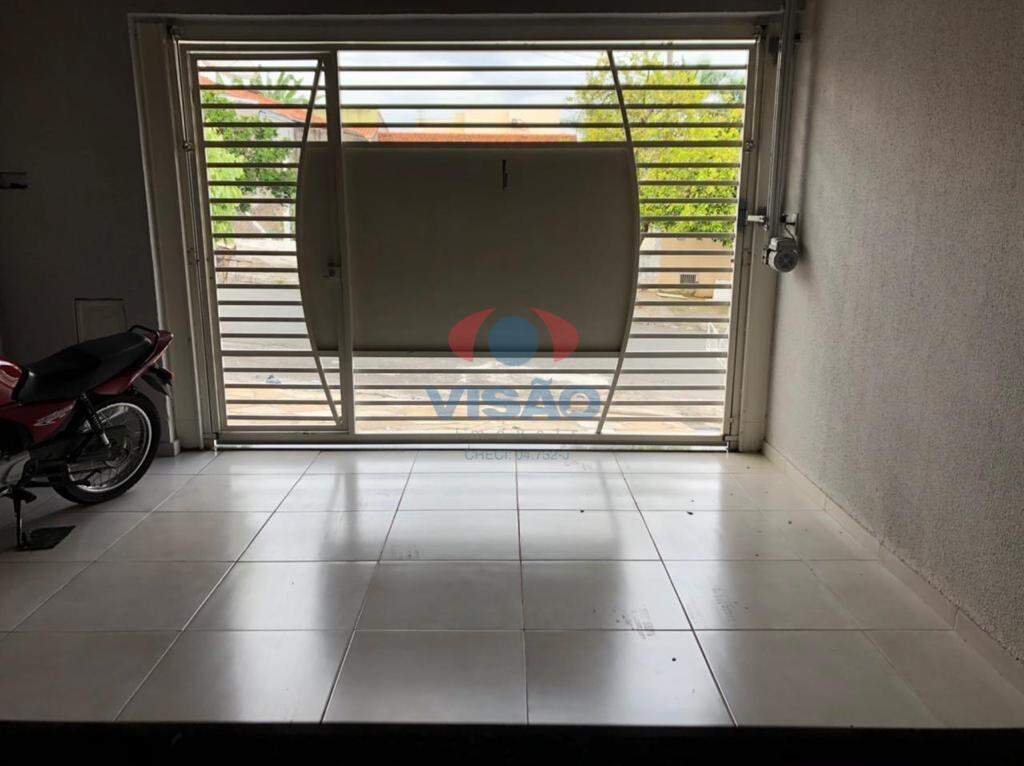 Casa à venda no Jardim Juscelino Kubitschek: