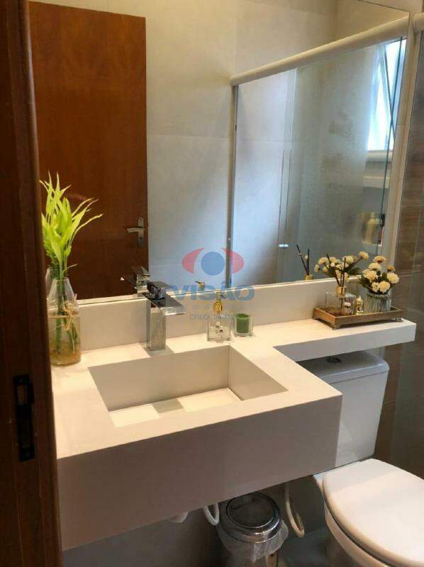 Casa à venda no Jardim Juscelino Kubitschek: