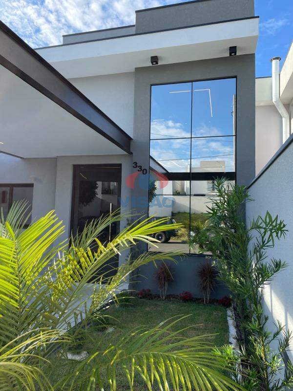 Casa em condomínio à venda no Jardins do Império: 