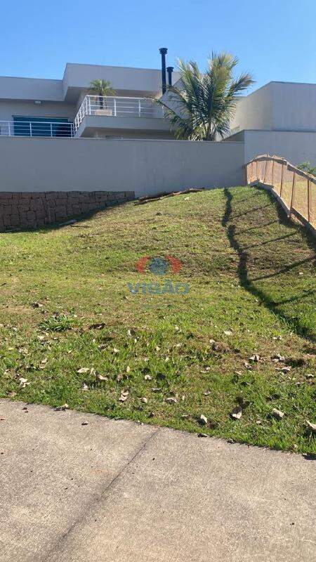 Terreno em condomínio à venda no Jardim Santa Rita: 