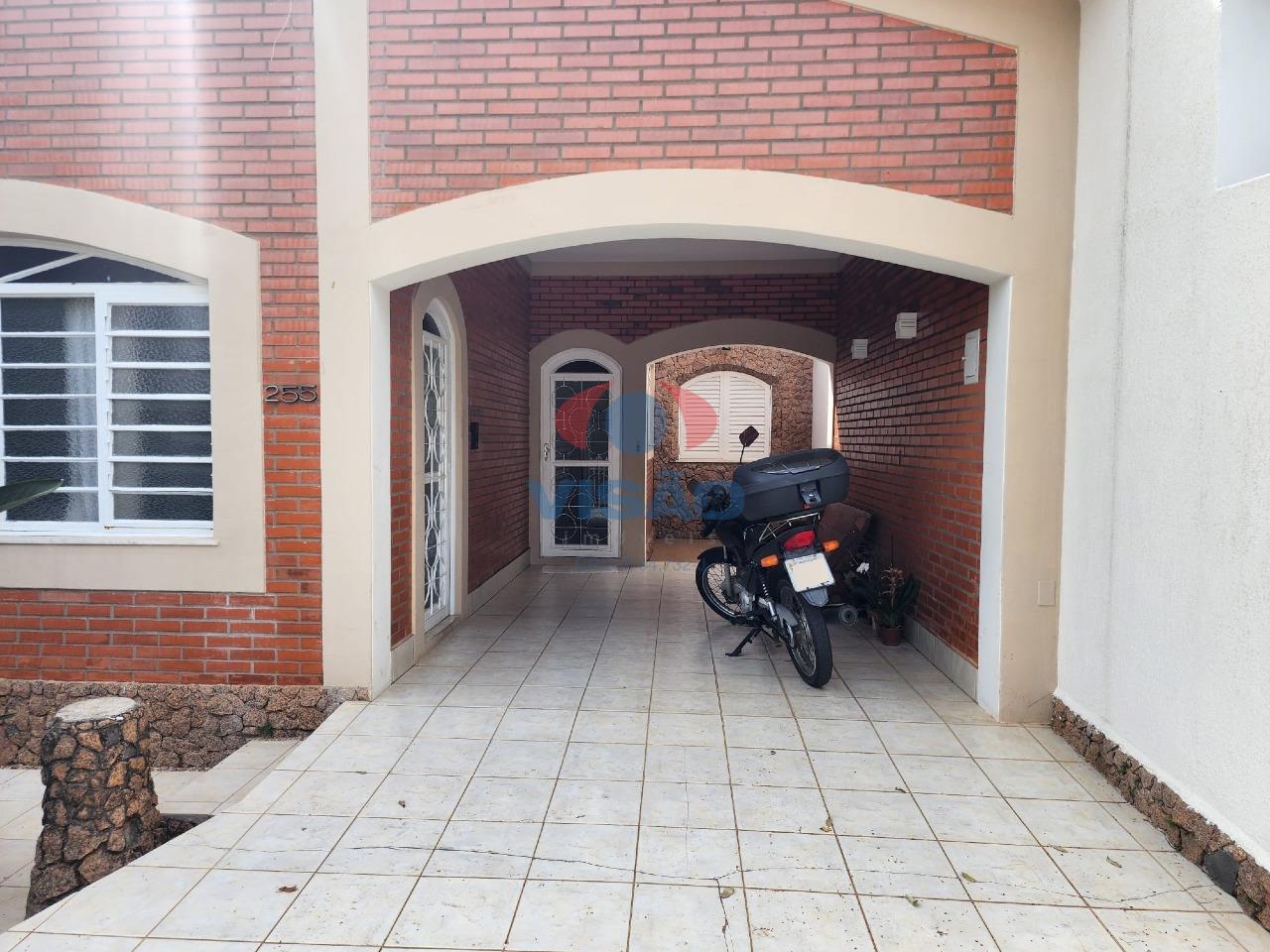 Casa à venda no Jardim Pau Preto: 