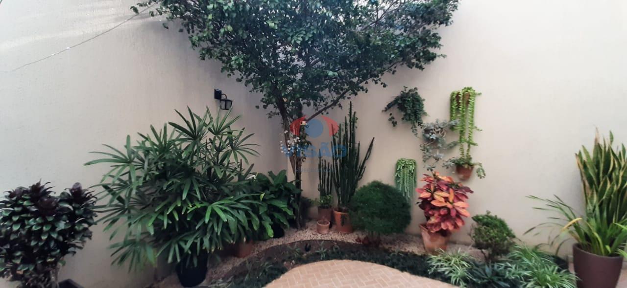 Casa - Sobrado à venda no Jardim Colonial: