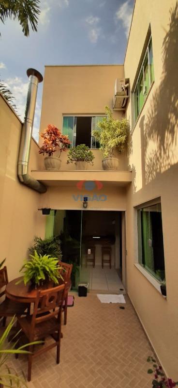 Casa - Sobrado à venda no Jardim Colonial: