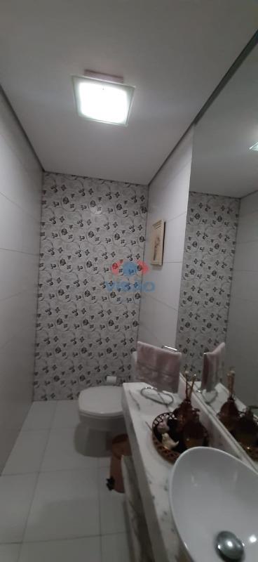 Casa - Sobrado à venda no Jardim Colonial: