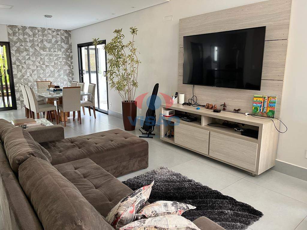 Casa em condomínio à venda no Jardim Esplanada: