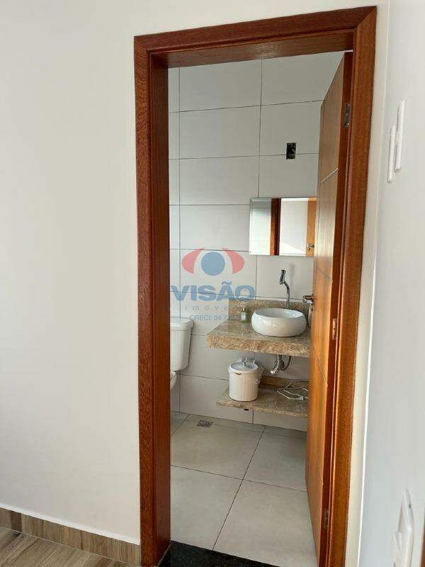 Casa em condomínio à venda no Jardim Esplanada: 