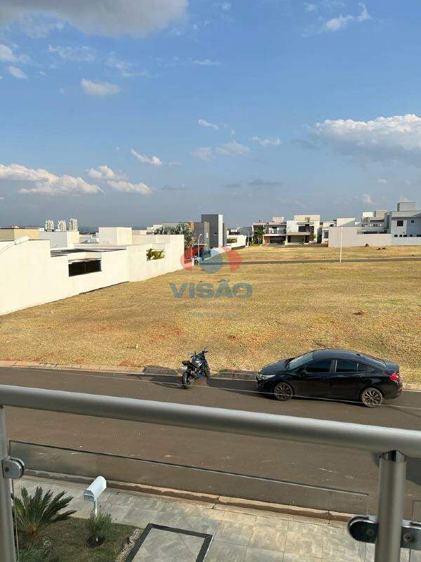 Casa em condomínio à venda no Jardim Esplanada: 
