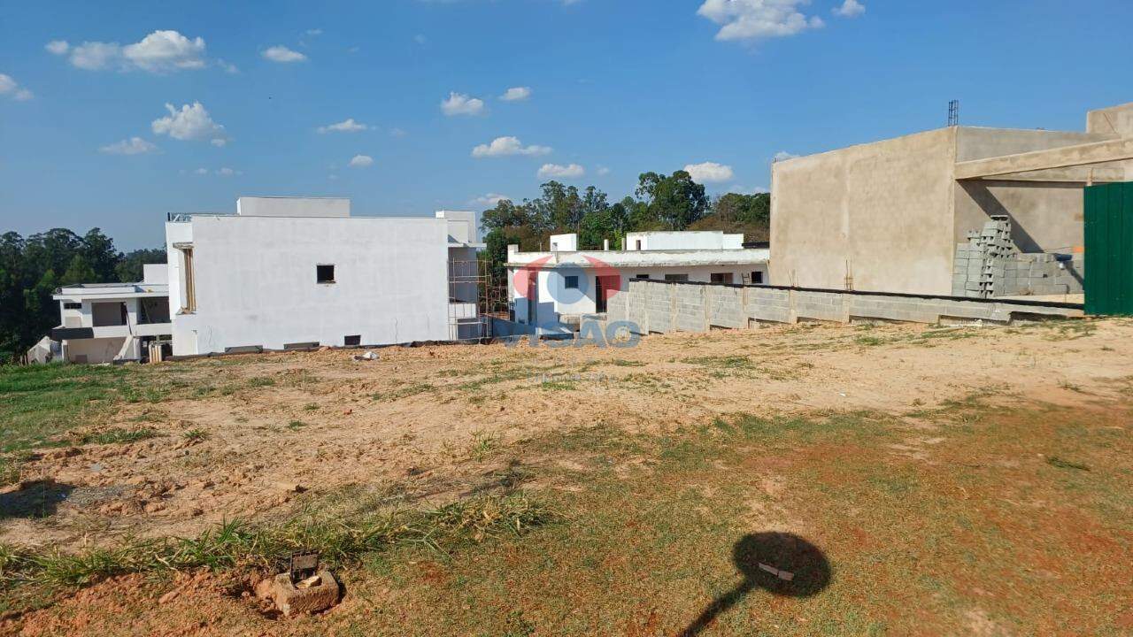 Terreno em condomínio à venda no Jardim Santa Rita: 