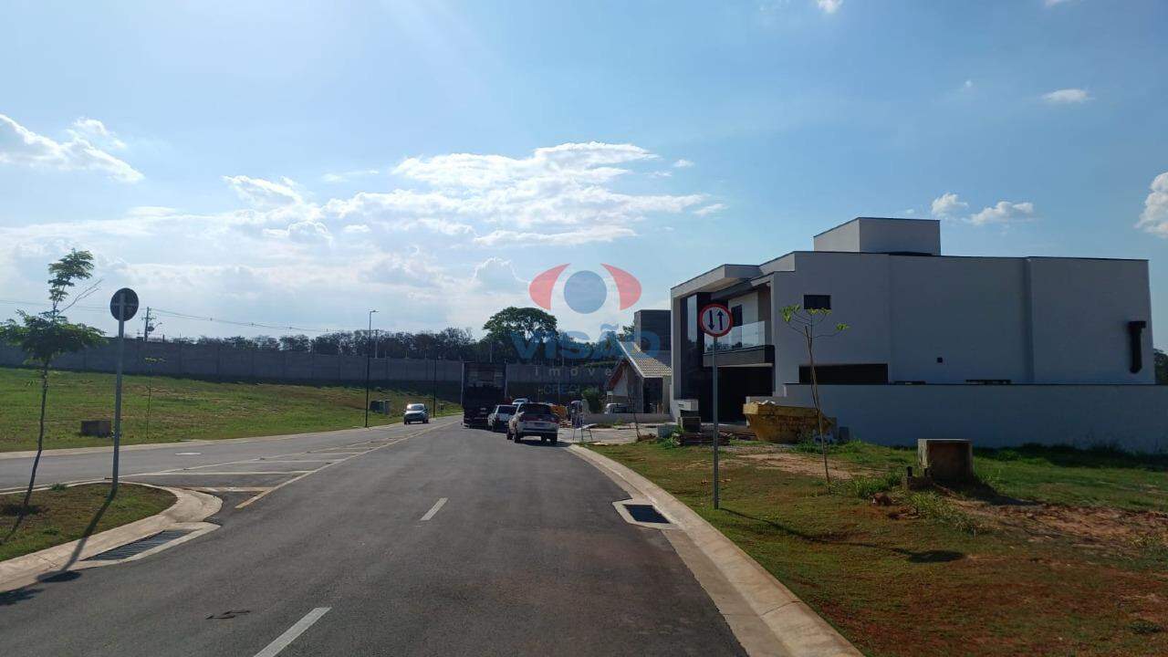 Terreno em condomínio à venda no Jardim Santa Rita: 