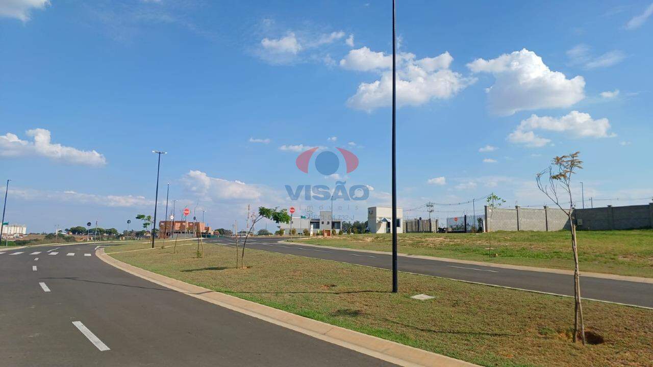 Terreno em condomínio à venda no Jardim Santa Rita: 