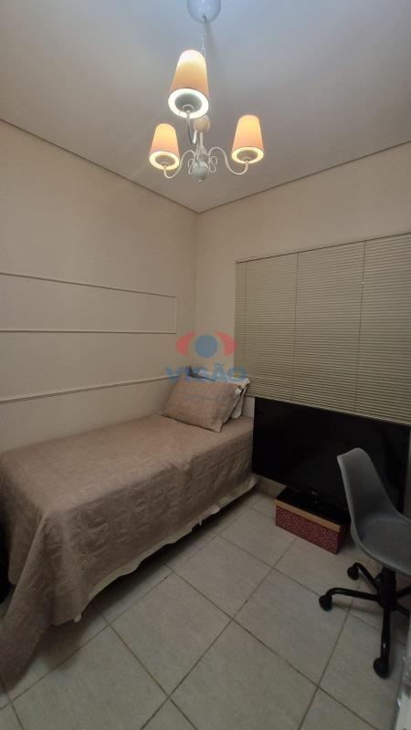 Casa em condomínio à venda no Jardim Panorama: 