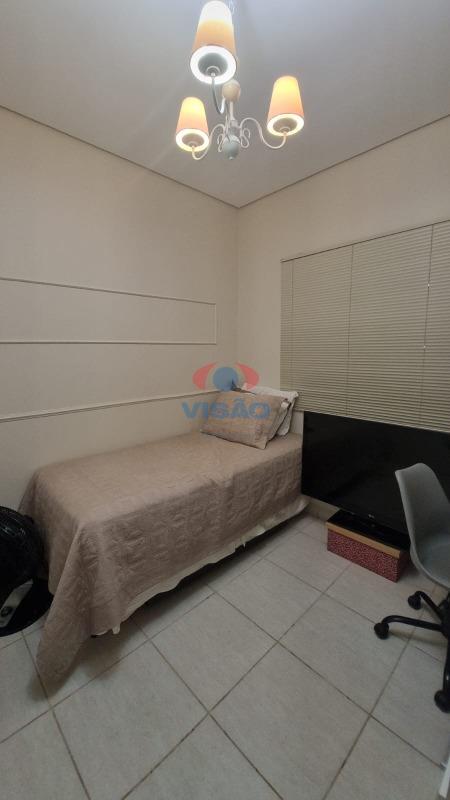 Casa em condomínio à venda no Jardim Panorama: 