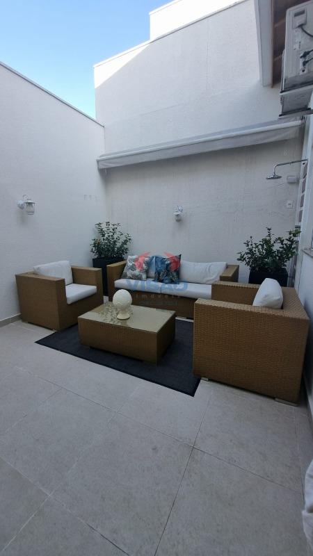 Casa em condomínio à venda no Jardim Panorama: 