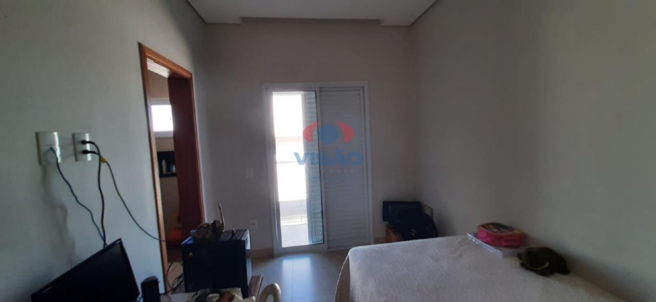 Casa em condomínio à venda no Jardins do Império: 