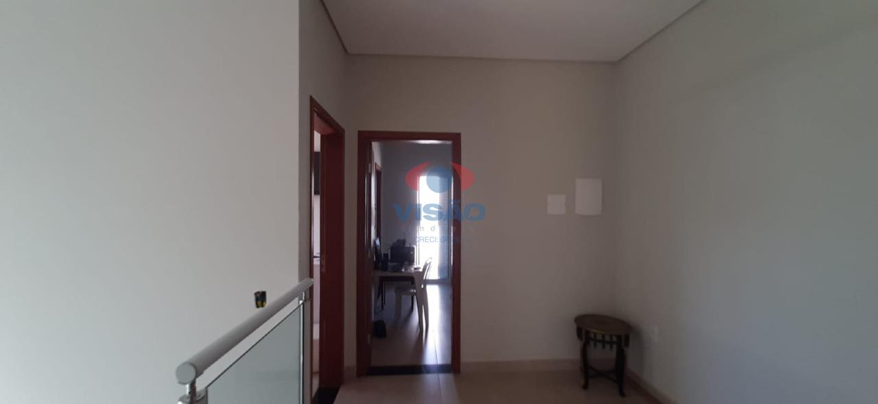 Casa em condomínio à venda no Jardins do Império: 