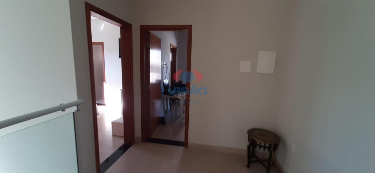 Casa em condomínio à venda no Jardins do Império: 