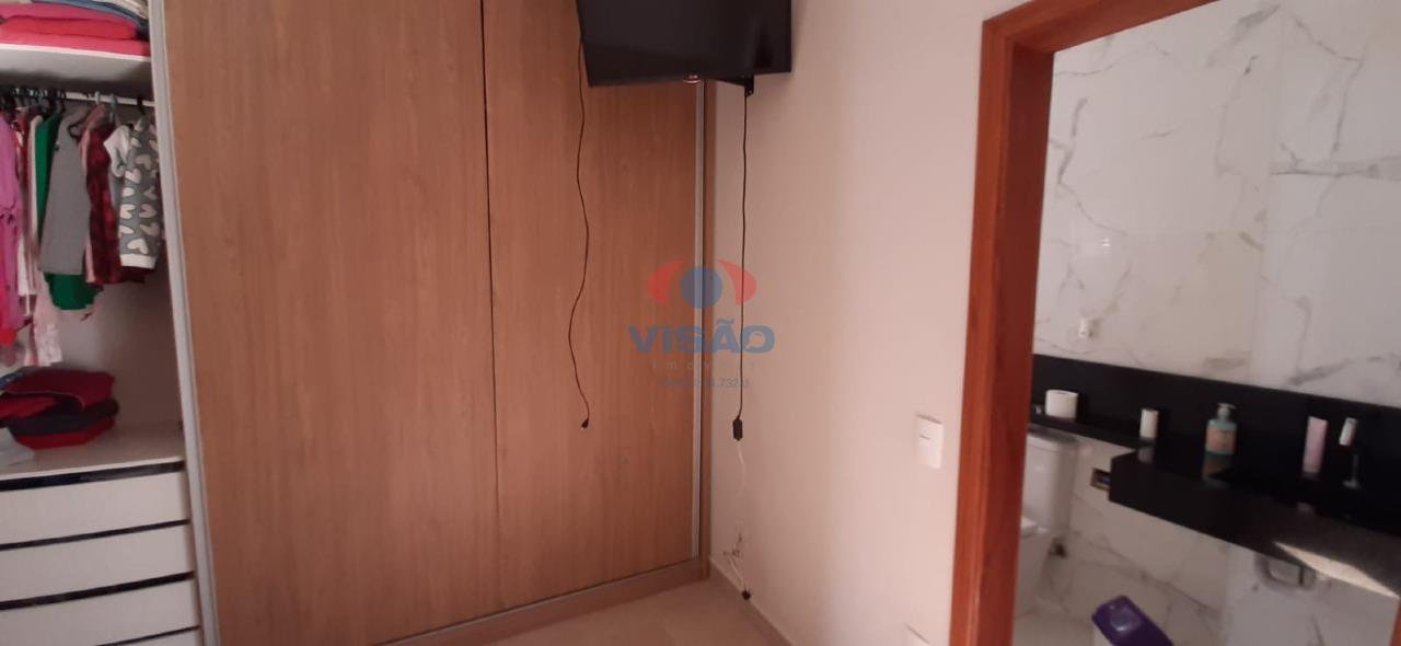 Casa em condomínio à venda no Jardins do Império: 