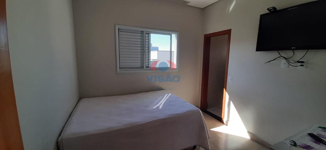 Casa em condomínio à venda no Jardins do Império: 