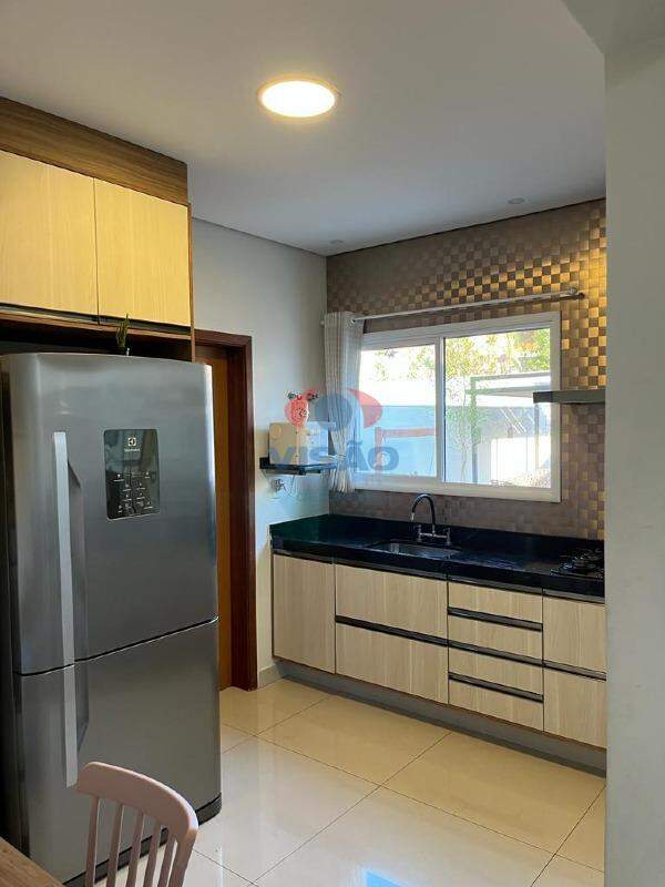 Casa em condomínio à venda no Jardim Residencial Alto de Itaici: 
