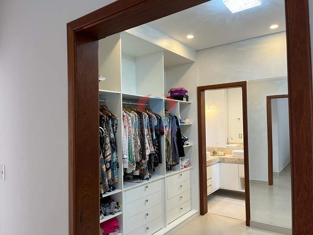 Casa em condomínio à venda no Jardim Residencial Alto de Itaici: 
