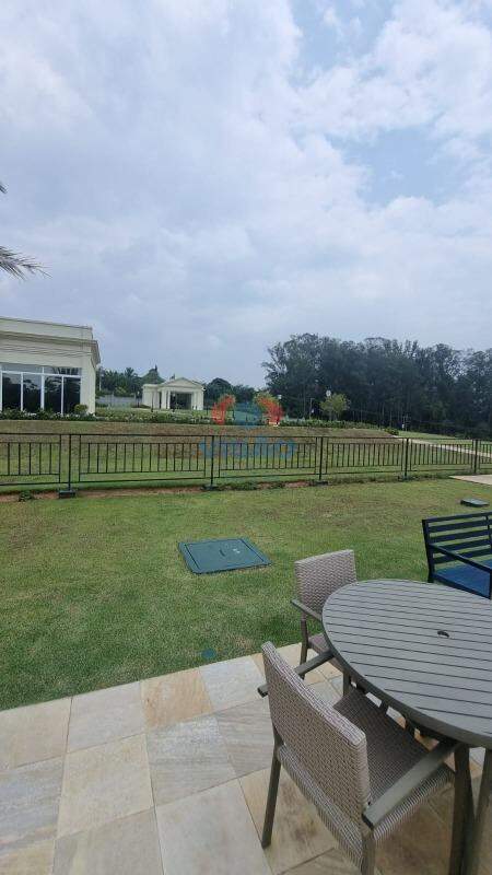 Terreno em condomínio à venda no Jardim Santa Rita: 