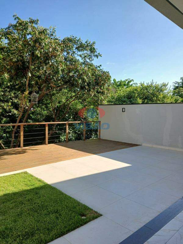Casa em condomínio à venda no Jardins Di Roma: 