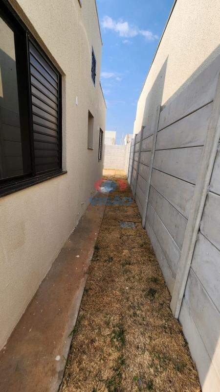 Casa à venda no Parque Barnabé: 