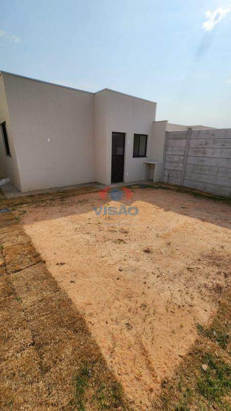 Casa à venda no Parque Barnabé: 