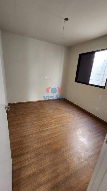 Casa à venda no Parque Barnabé: 