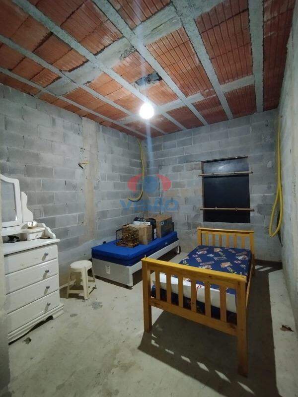 Casa em condomínio à venda no Terras de Itaici: