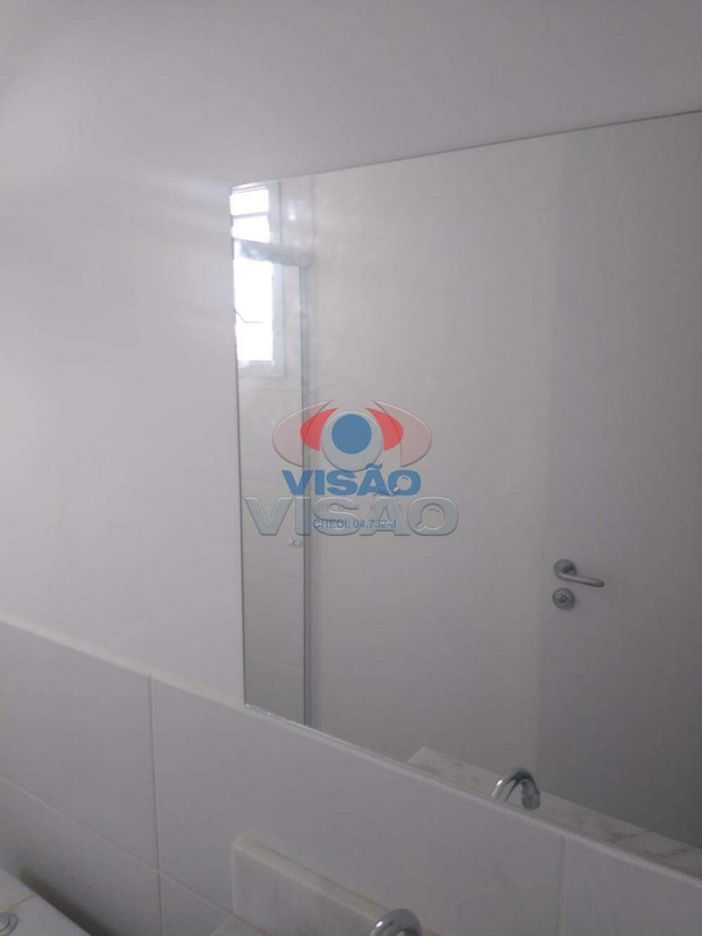 Apartamento à venda no Jardim Santiago: