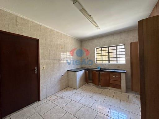 Casa à venda no Jardim Pau Preto: