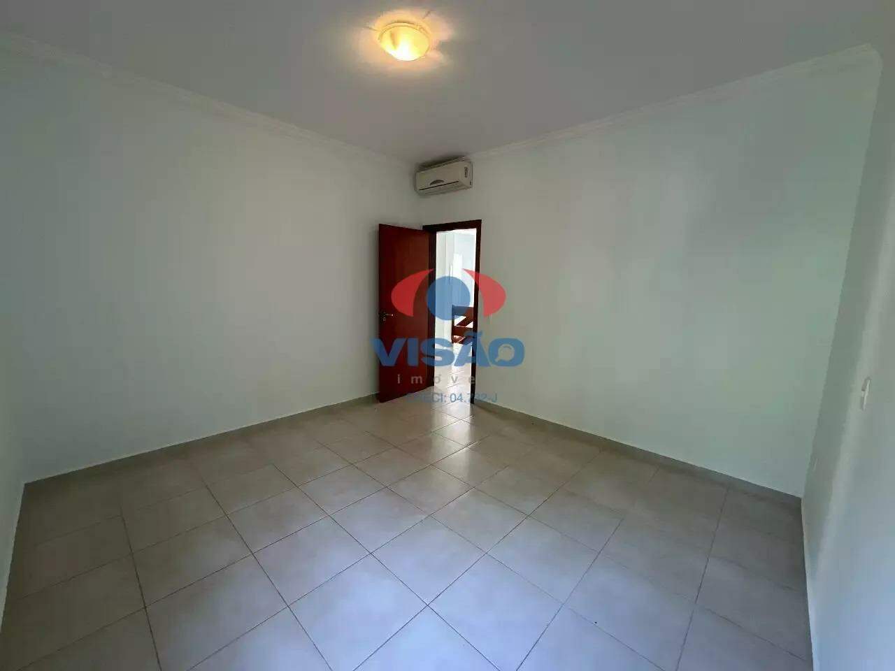 Casa em condomínio à venda no Jardim Portal de Itaici: