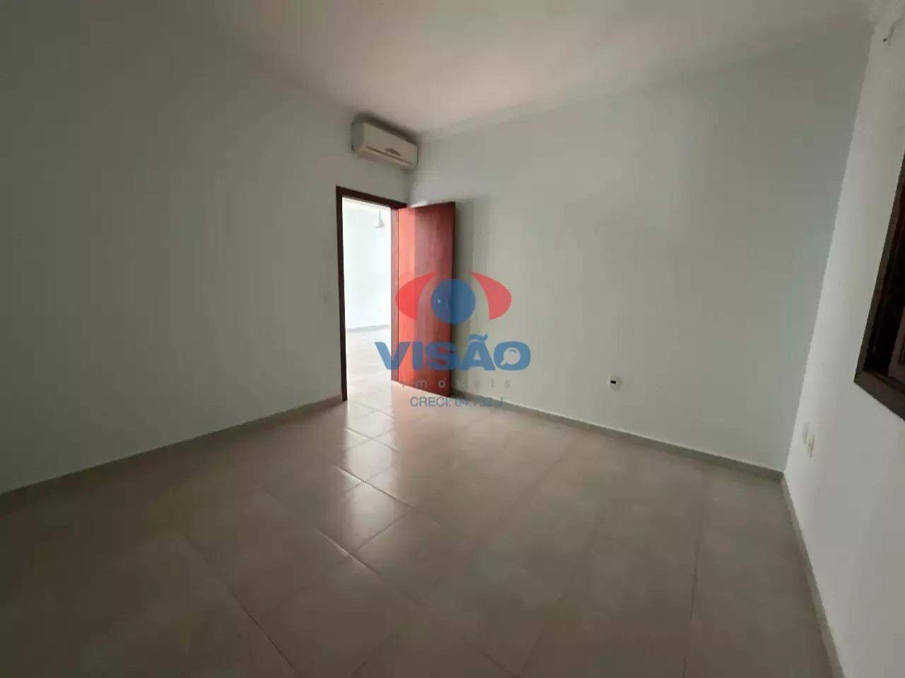 Casa em condomínio à venda no Jardim Portal de Itaici: