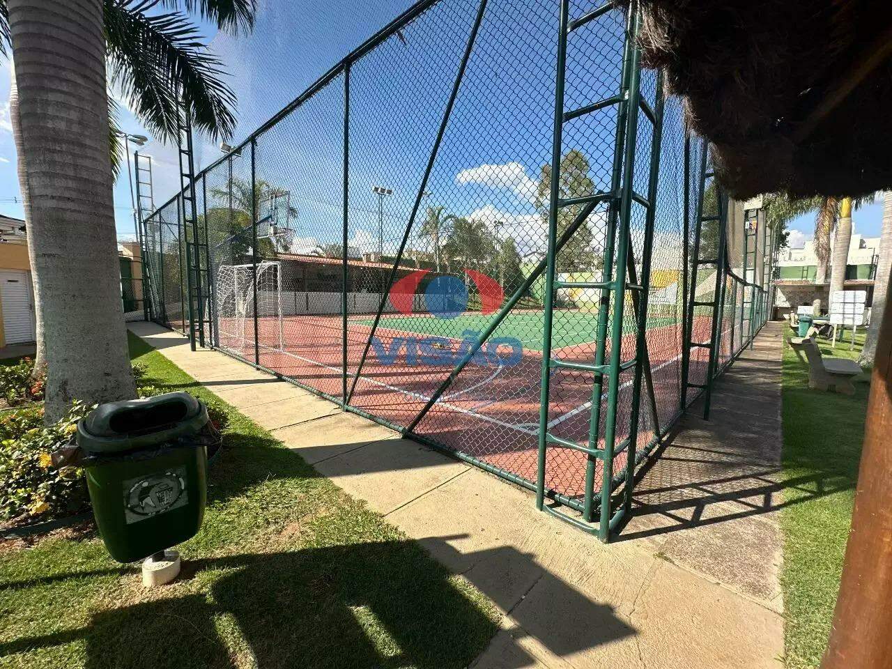 Casa em condomínio à venda no Jardim Portal de Itaici: