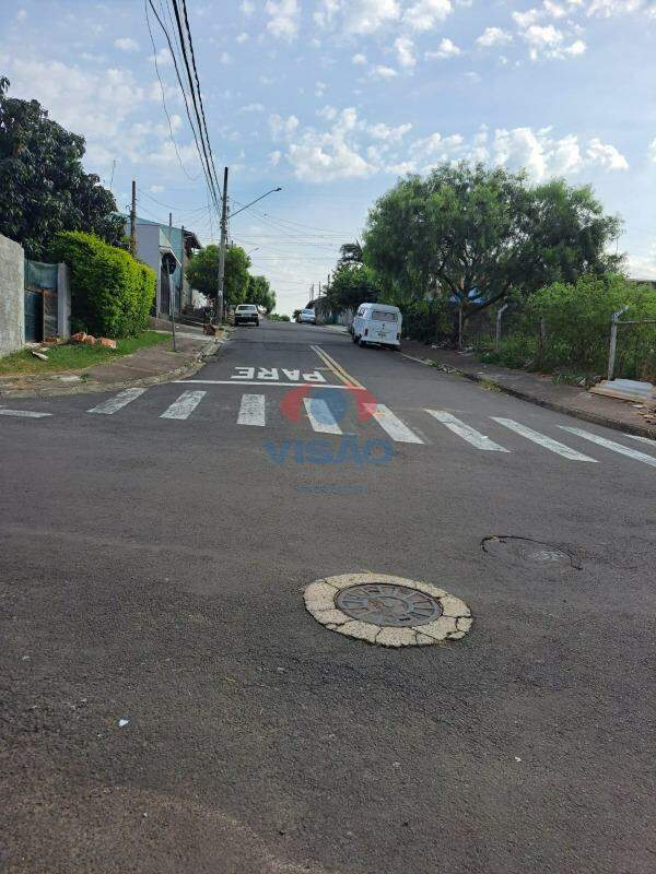 Terreno à venda no Núcleo Residencial Professor Carlos Aldrovandi: