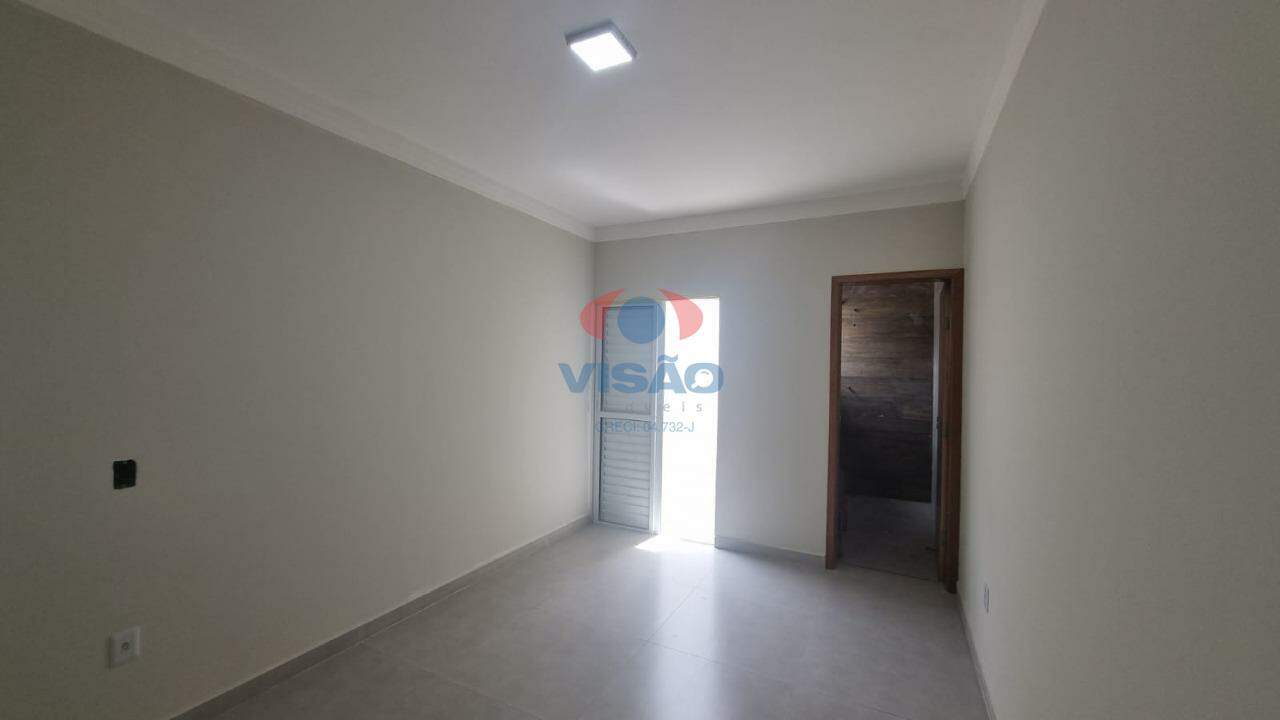 Casa à venda no Jardim Monte Carlo:
