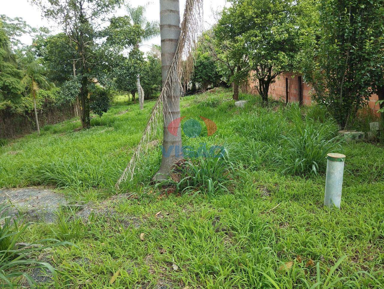 Terreno em condomínio à venda no Itaici: