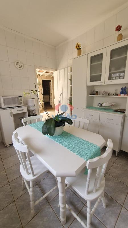 Casa à venda no Centro: 