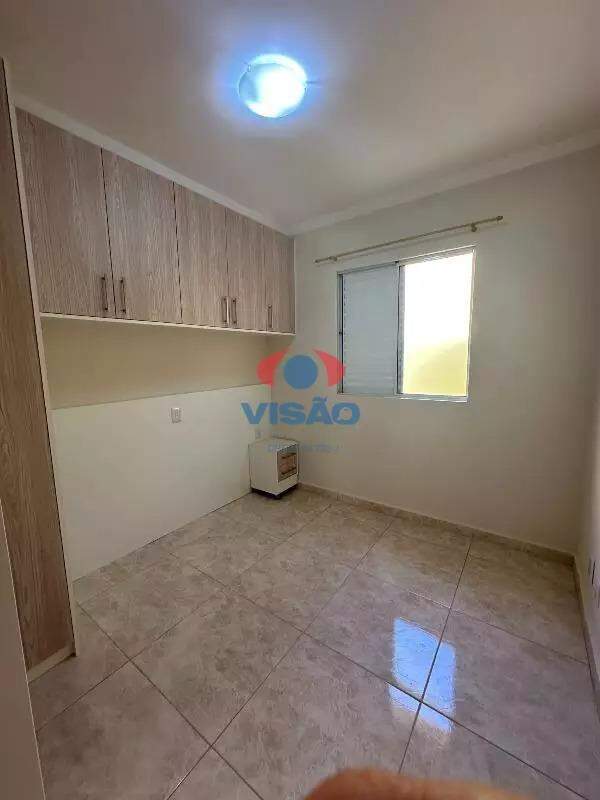 Casa em condomínio à venda no Jardim Pedroso: 