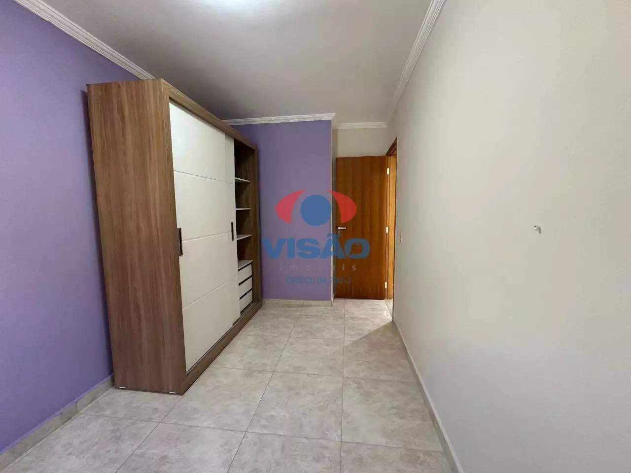 Casa em condomínio à venda no Jardim Pedroso: 