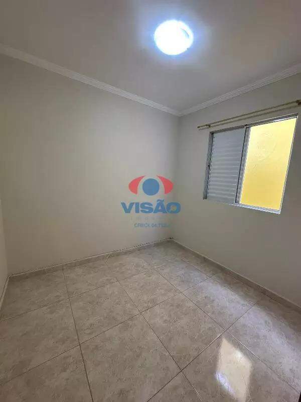 Casa em condomínio à venda no Jardim Pedroso: 